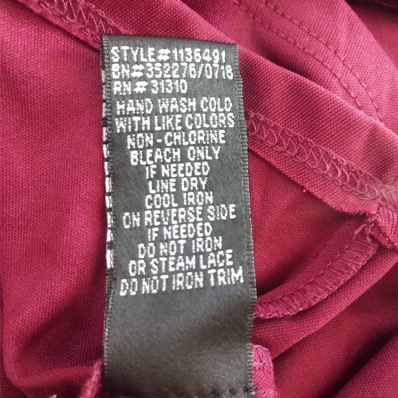 BCX formal Dress maroon sequin halter prom formal homecoming dance Size 3 - Picture 12 of 12